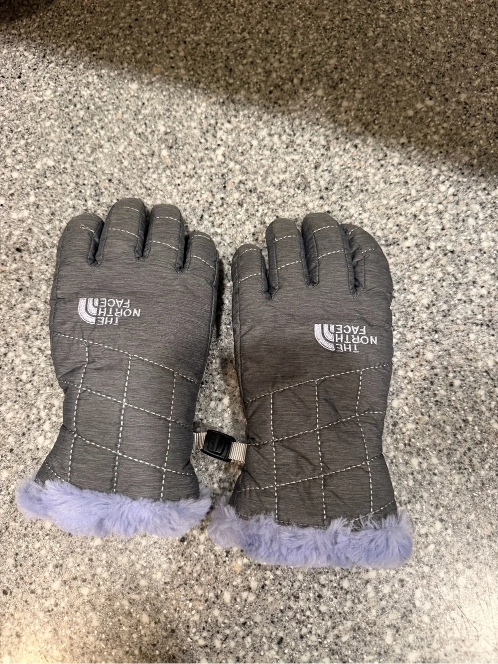 The North Face Gray Quilted Kids Gloves with Lavender Faux Fur Trim